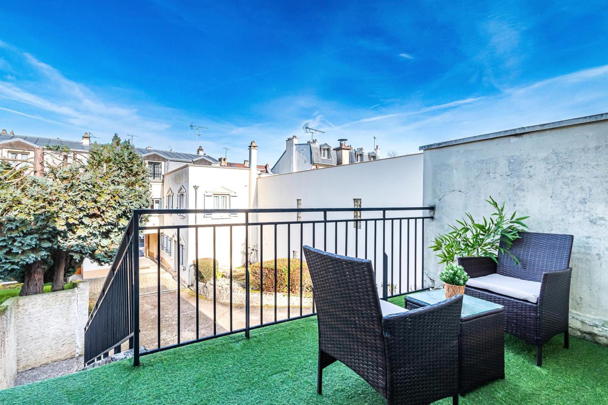 Appart'Hotel Nuiteejour Versailles Saint Cyr L'Ecole Экстерьер фото